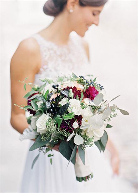 Blumenstrauß-Hochzeit-Braut